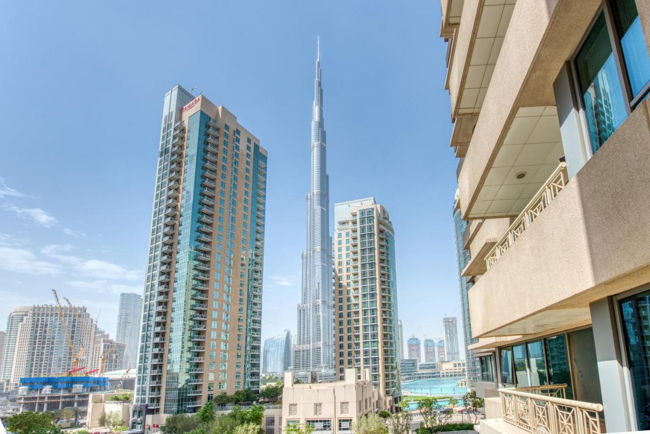 Maison Privee - Radiant Urban Retreat With Iconic Burj Khalifa Vws ดูไบ ภายนอก รูปภาพ